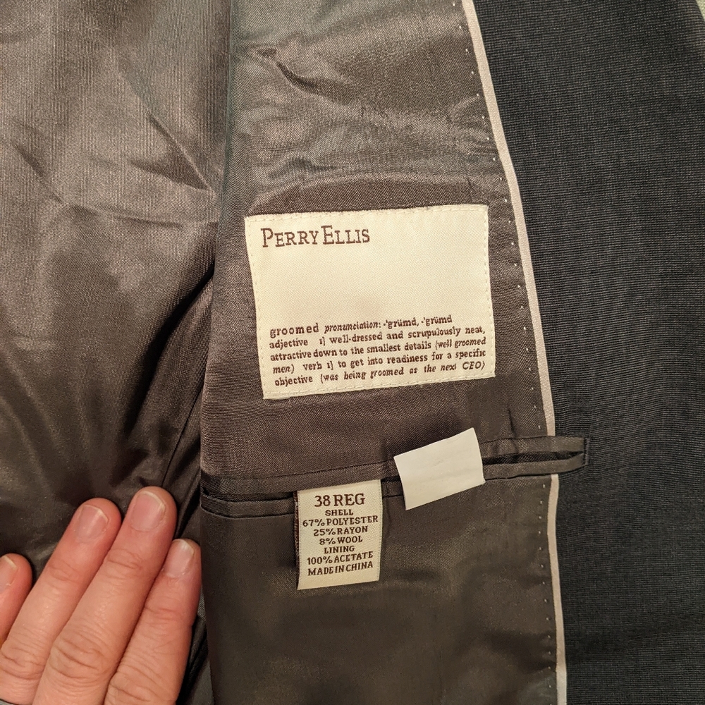 Perry Ellis Gray Blazer / Sports Coat - 38R - Picture 2 of 3